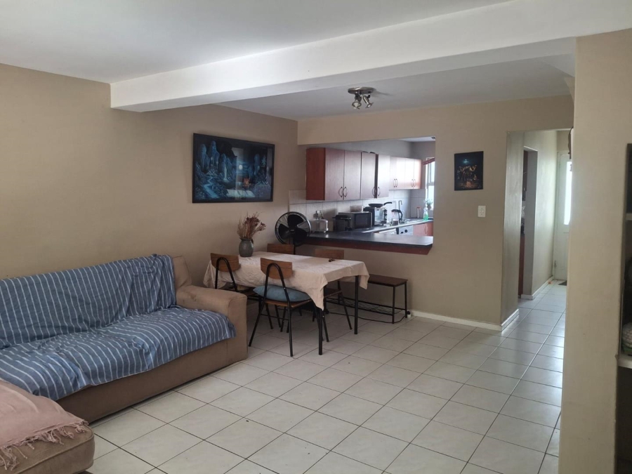 2 Bedroom Property for Sale in Woodbridge Island Western Cape
